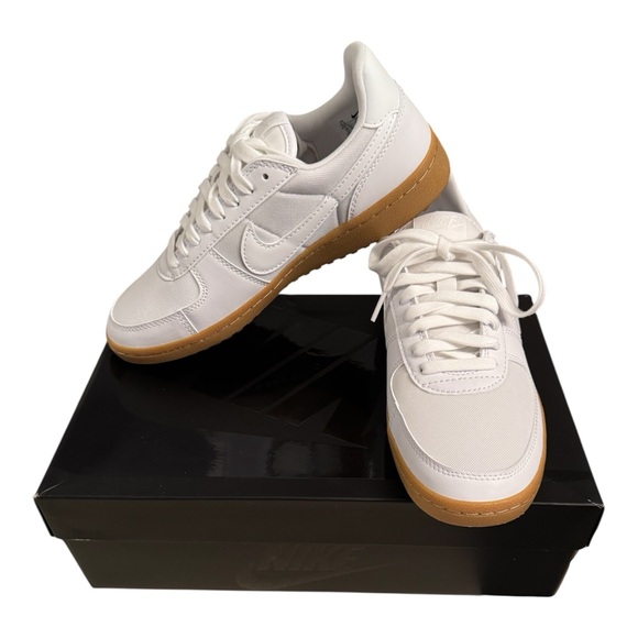 Nike Shoes - Nike Field General Trainers White Gum Sole Sneakers Women’s Size 8.5